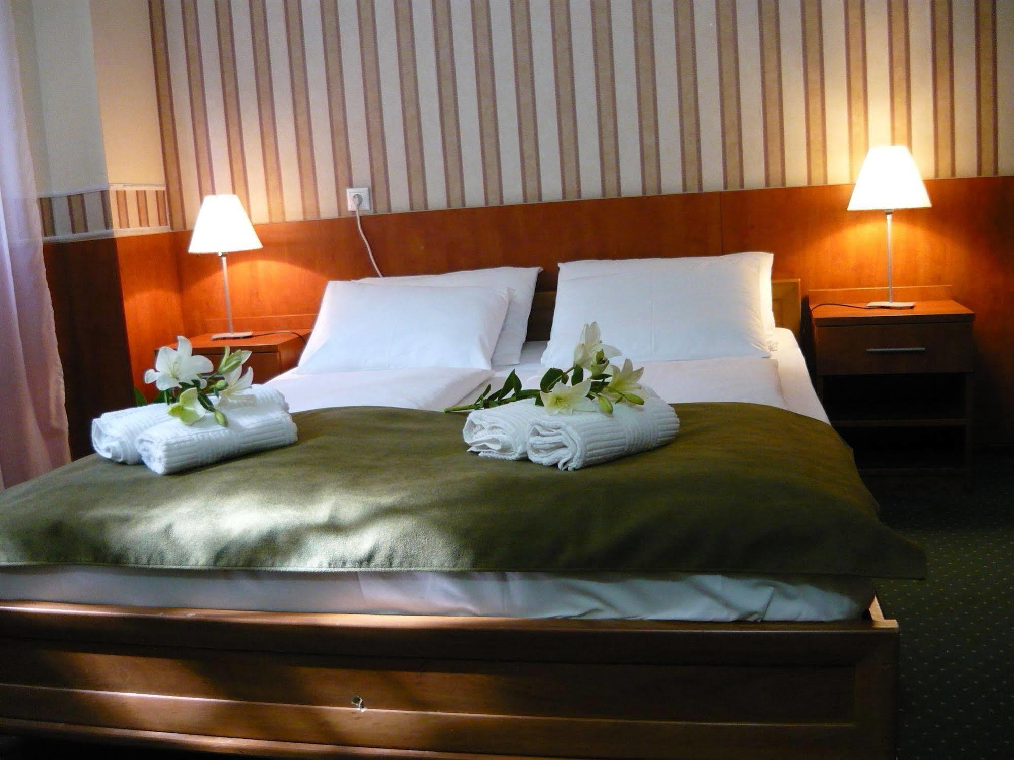 Atlantic Hotel Budapest Eksteriør bilde